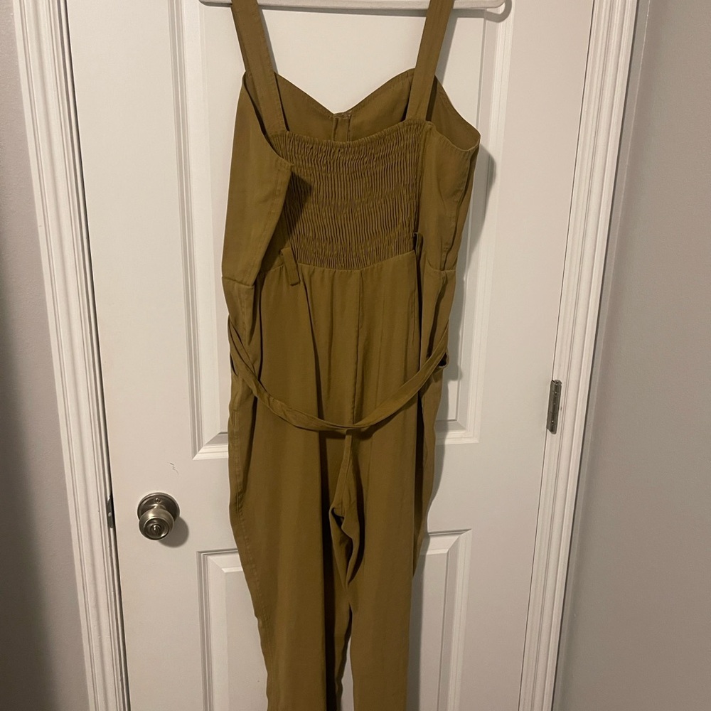 Jumpsuit - Picture 2 of 3